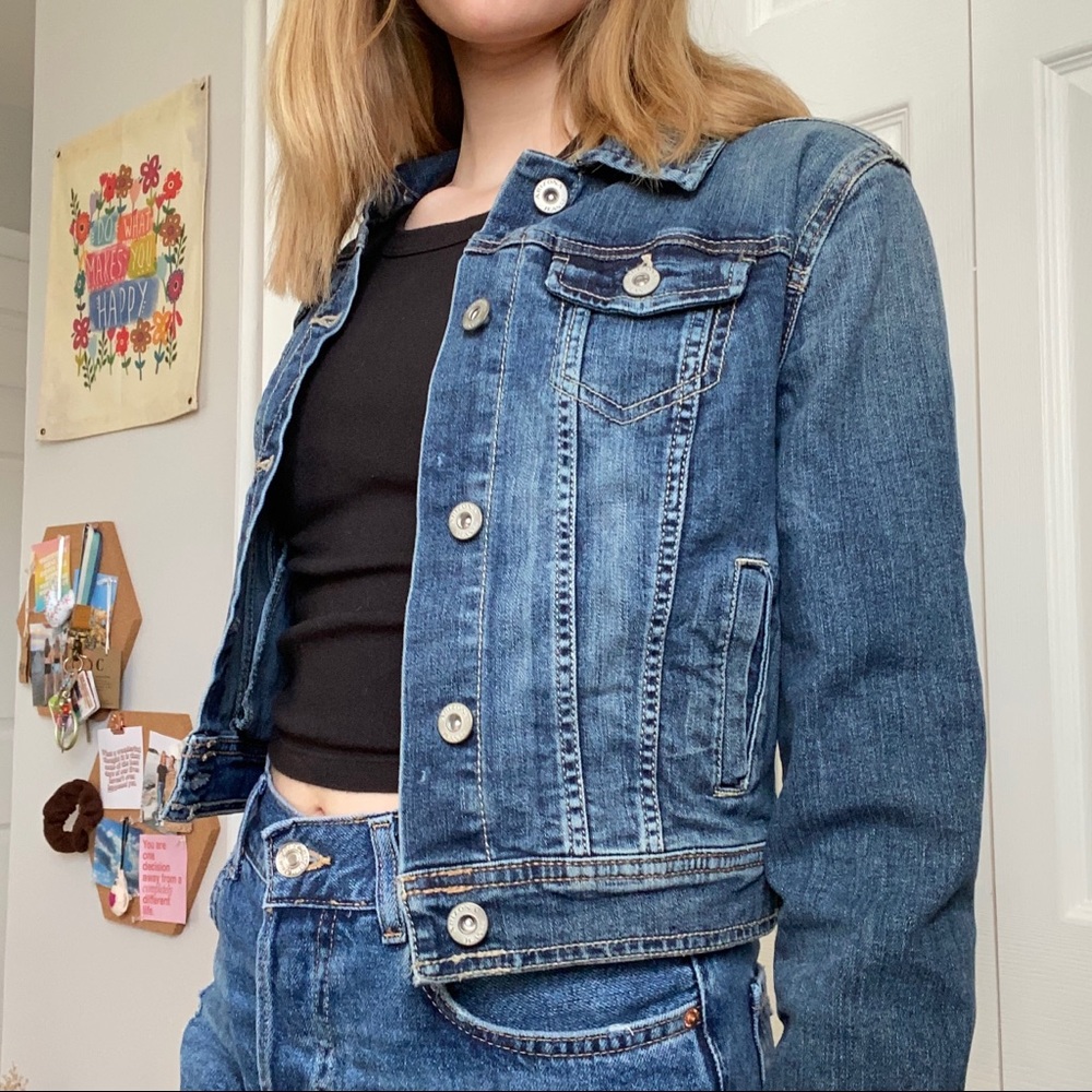 Cropped Denim Jacket - Picture 2 of 6